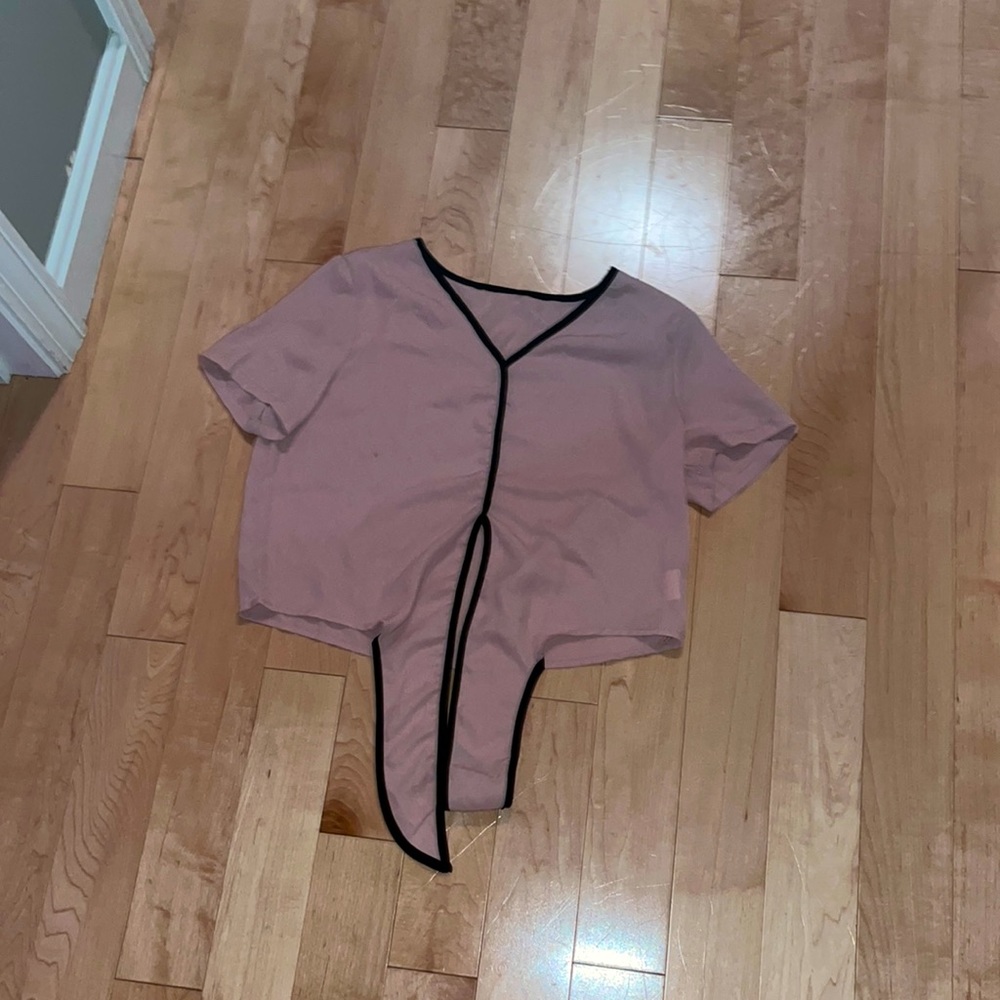 extremely light coverup, very cute and fancy, perfect for the beach,easy to wear